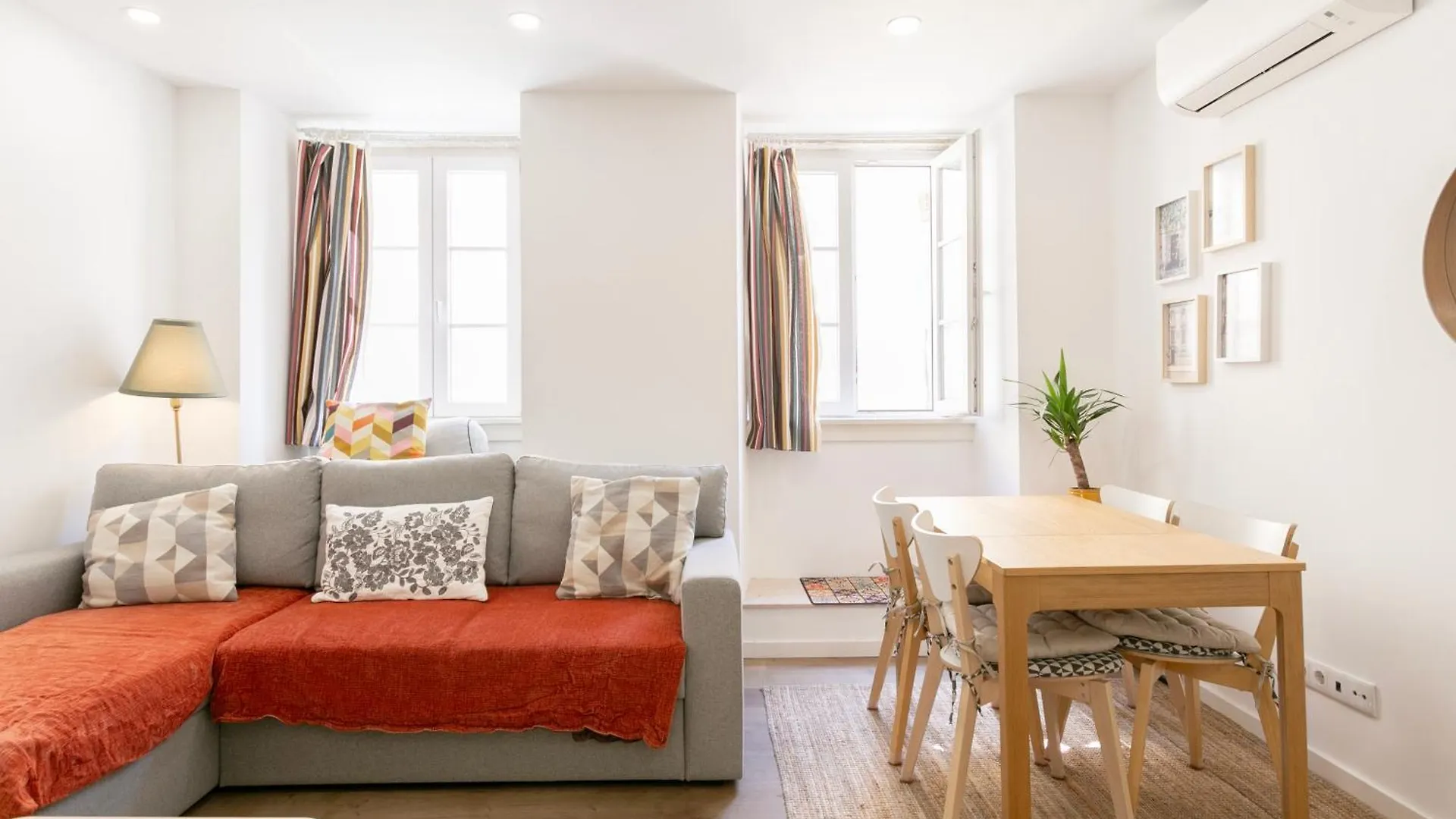 Modern Cozy Stay In Central Lisbon Apartment